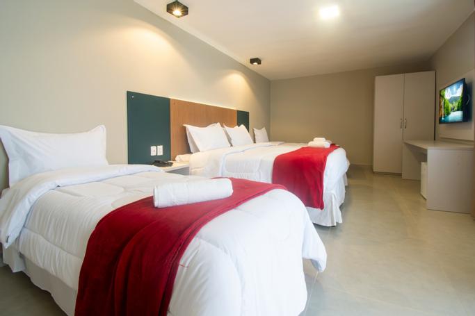 Latitud Hoteles |  | GAMMEL DANSK