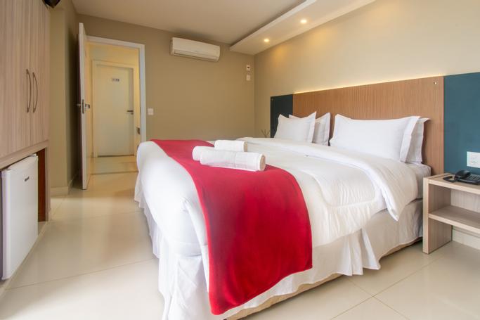 Latitud Hoteles |  | GAMMEL DANSK