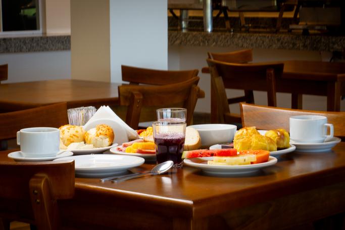 Latitud Hoteles |  | GAMMEL DANSK