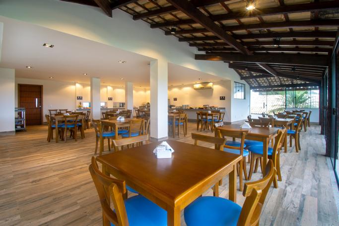 Latitud Hoteles |  | GAMMEL DANSK