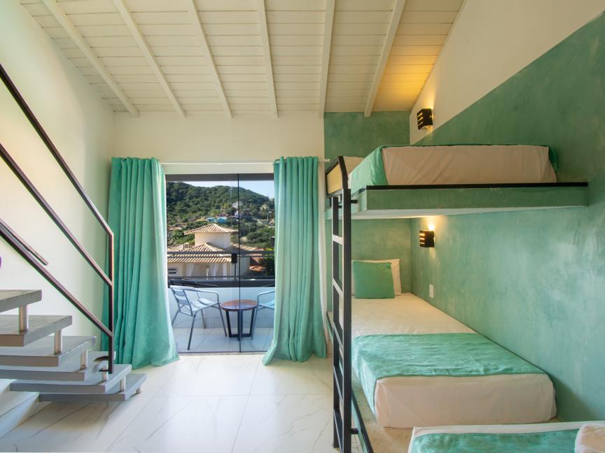 Latitud Hoteles | | 32